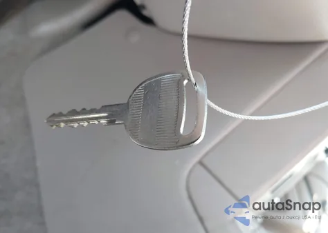 2004 Chevrolet Tahoe Lt z USA, uszkodzony, nr VIN 1GNEC13Z54R122780